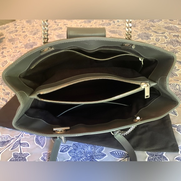 New! YSL Saint Laurent Loulou Matelassé "Y" Quilted Large Shopper Bag - Picture 8 of 13